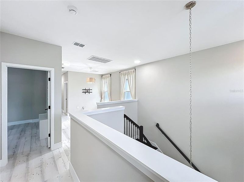 Spacious, unfurnished interior of a new home in , Winter Garden (Image 49).