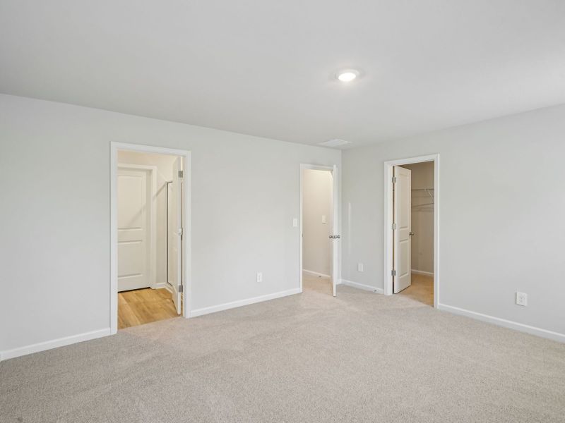 Spacious, unfurnished interior of a new home in Artisan Walk, Fairburn (Image 15).