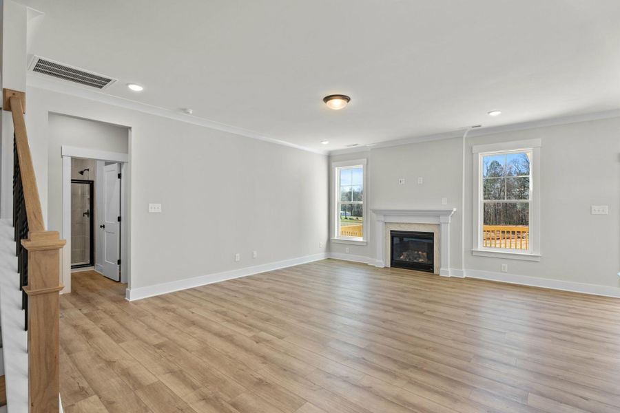 Spacious, unfurnished interior of a new home in Redland, Advance (Image 18).