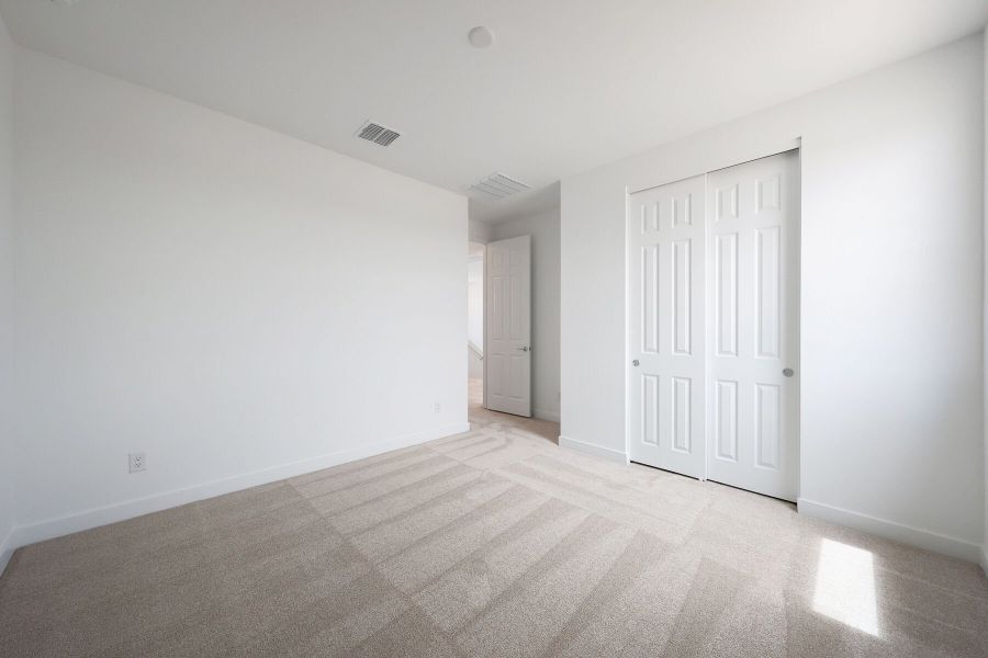 Spacious, unfurnished interior of a new home in Landmarke, San Tan Valley (Image 19). Spacious, unfurnished interior of a new home in Landmarke, San Tan Valley (Image 19).
