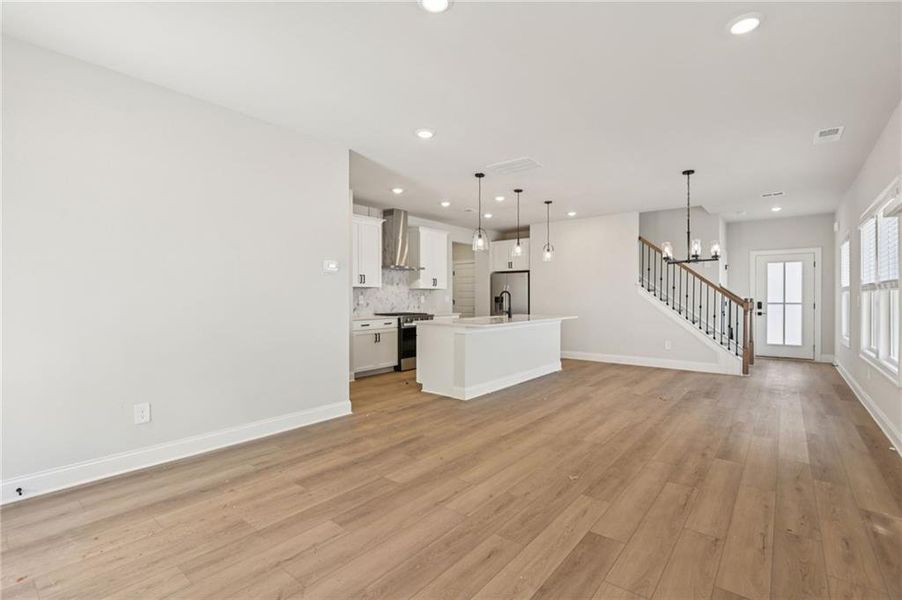 Spacious, unfurnished interior of a new home in Hemingway - Reserve Series, Cumming (Image 25).