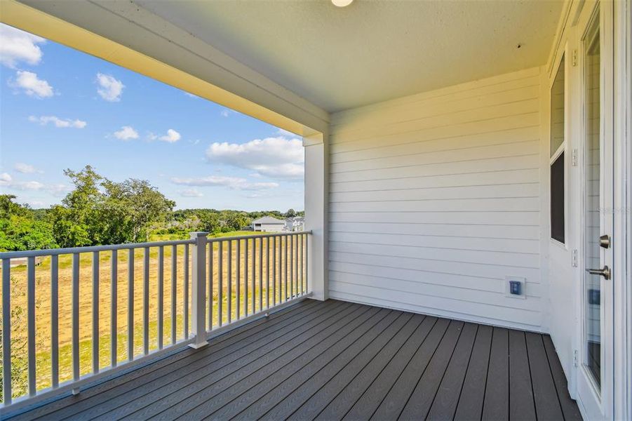 Exterior details and patio area of a home in Emerson Pointe, Apopka (Image 24).