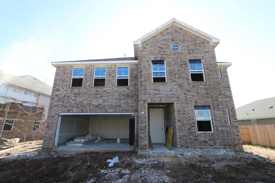 Two story home with 6 beds, 4.5 baths, and 2 car garage Two story home with 6 beds, 4.5 baths, and 2 car garage