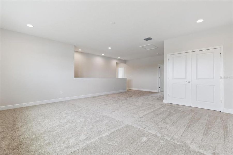 Spacious, unfurnished interior of a new home in Hawkstone, Lithia (Image 19).
