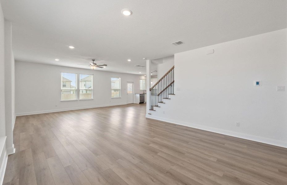 Spacious, unfurnished interior of a new home in Patterson Ranch, Georgetown (Image 19). Spacious, unfurnished interior of a new home in Patterson Ranch, Georgetown (Image 19).