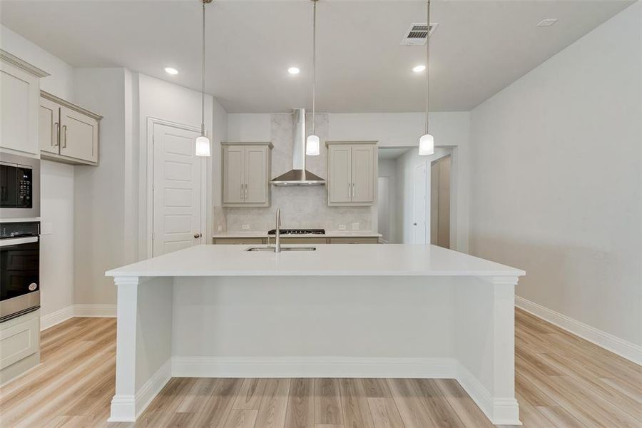 Furnished interior view inside a new home in Bayside, Rowlett (Image 11).