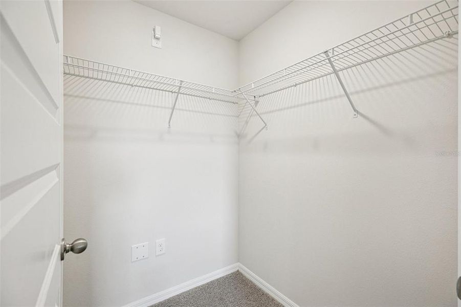 Spacious, unfurnished interior of a new home in Leoma's Landing, Lake Wales (Image 17).