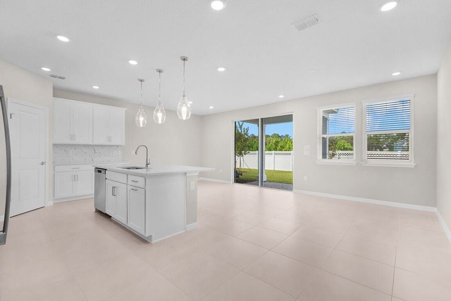 Spacious, unfurnished interior of a new home in Cherry Elm at SilverLeaf, St. Augustine (Image 21).