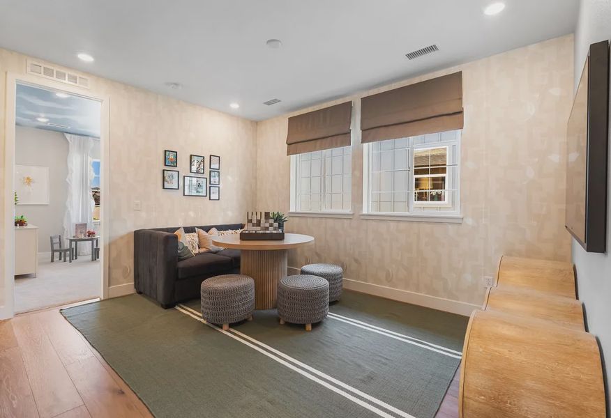 Emerson Model Loft - 10 of 19