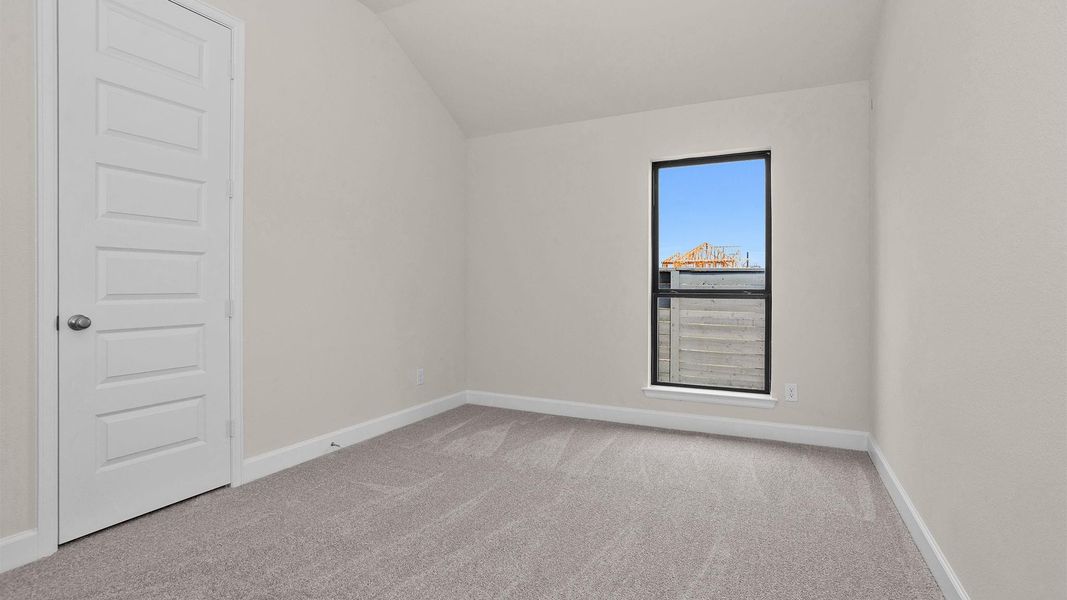 Spacious, unfurnished interior of a new home in Legacy, League City (Image 9).