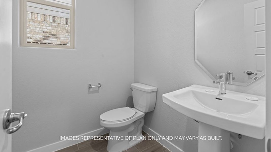 Representative furnished interior of a home built from the The Live Oak by D.R. Horton in Westmont, Lubbock (Image 11). Representative furnished interior of a home built from the The Live Oak by D.R. Horton in Westmont, Lubbock (Image 11).