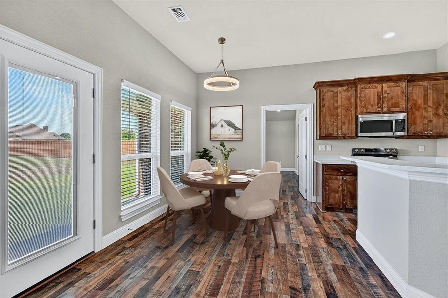 Virtually Staged Virtually Staged