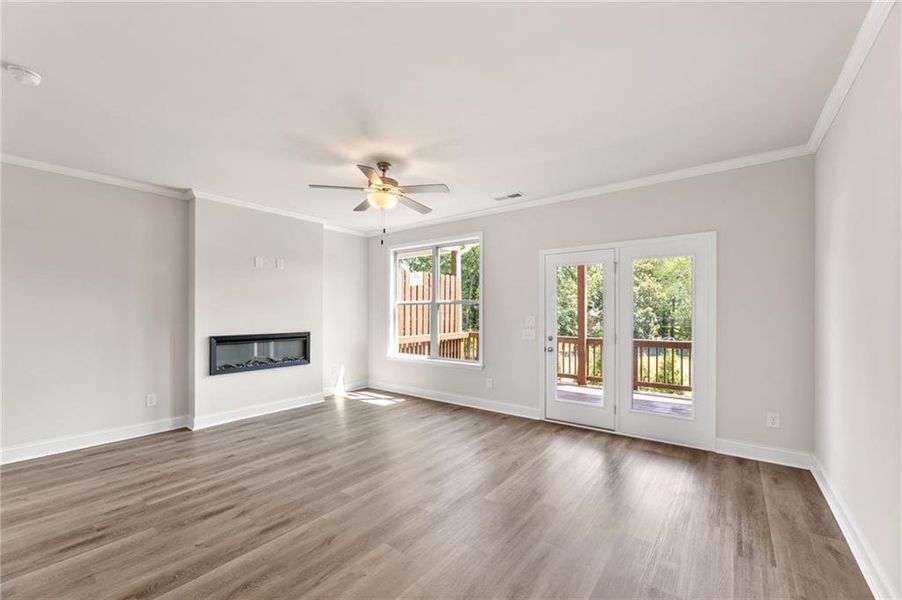 Spacious, unfurnished interior of a new home in Towns at Enclave, Lawrenceville (Image 26).