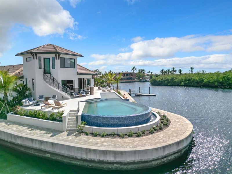 Exterior details and patio area of a home in , Fort Myers (Image 37).