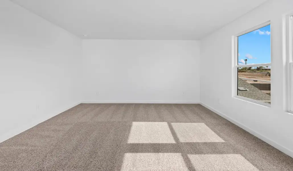 Spacious, unfurnished interior of a new home in Redford Estates, Tucson (Image 16).