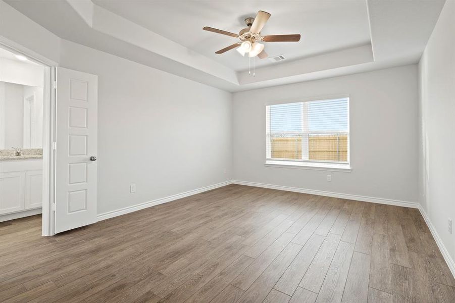 Spacious, unfurnished interior of a new home in Rocky Creek Crossing, Fort Worth (Image 35).