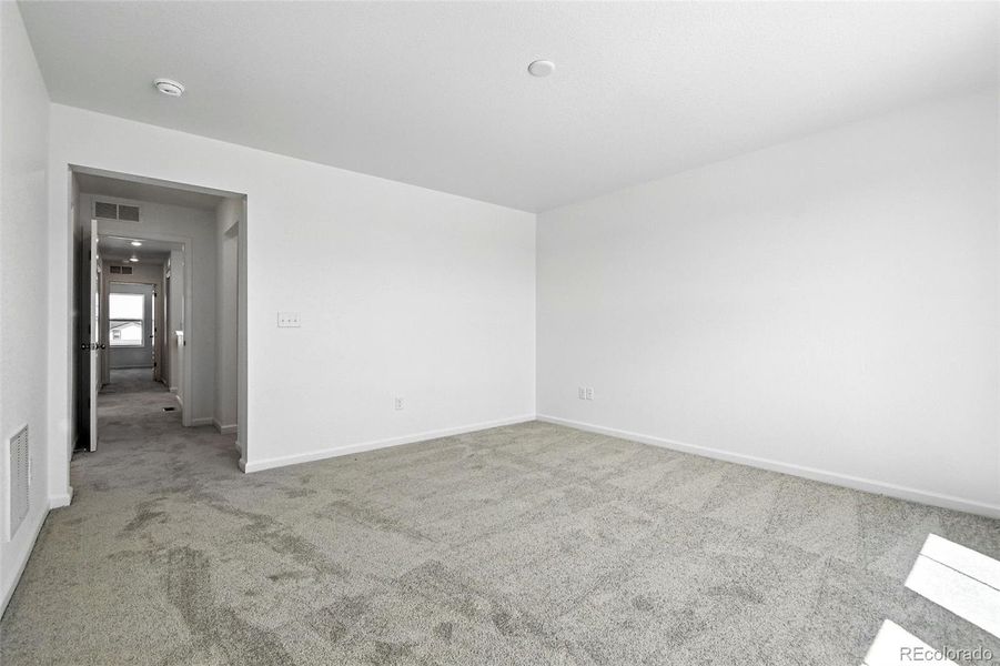 2094 Wagon Wheel ~ Ready Now