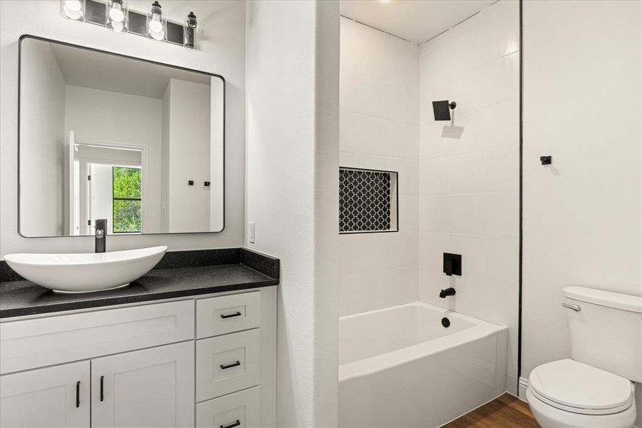 Furnished interior view inside a new home in , Granbury (Image 3). Furnished interior view inside a new home in , Granbury (Image 3).