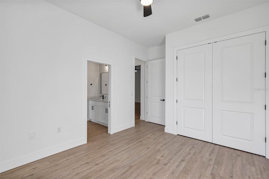 Spacious, unfurnished interior of a new home in , Port Charlotte (Image 51).