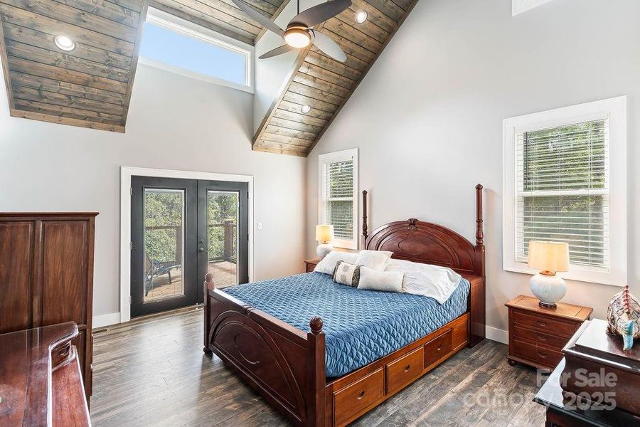 Furnished interior view inside a new home in , Hendersonville (Image 36).