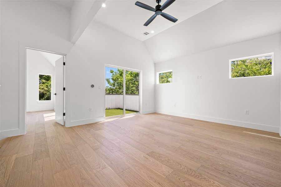 Spacious, unfurnished interior of a new home in , Austin (Image 33). Spacious, unfurnished interior of a new home in , Austin (Image 33).