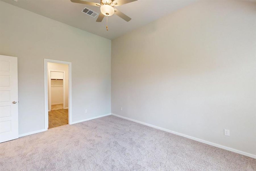 Spacious, unfurnished interior of a new home in Forest Park, Princeton (Image 34). Spacious, unfurnished interior of a new home in Forest Park, Princeton (Image 34).