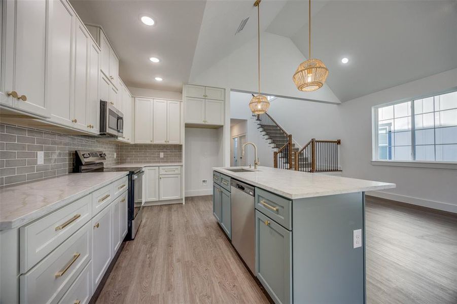 Furnished interior view inside a new home in , Denison (Image 6).