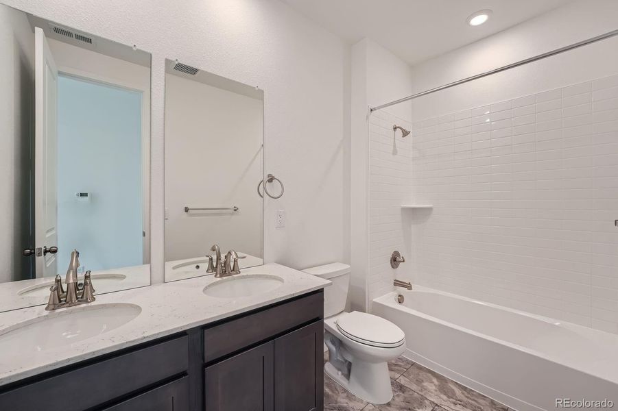 Furnished interior view inside a new home in Red Rocks Ranch: The Skyline Collection, Morrison (Image 3). Furnished interior view inside a new home in Red Rocks Ranch: The Skyline Collection, Morrison (Image 3).