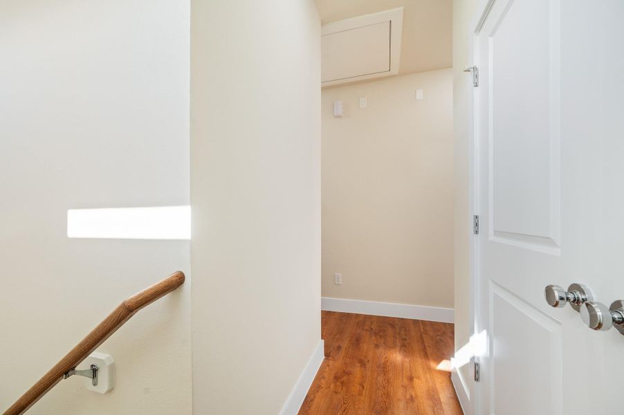 Spacious, unfurnished interior of a new home in Metro Village, Houston (Image 16).