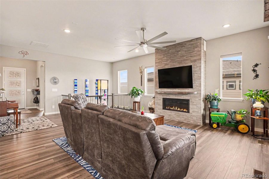 Furnished interior view inside a new home in , Aurora (Image 20).