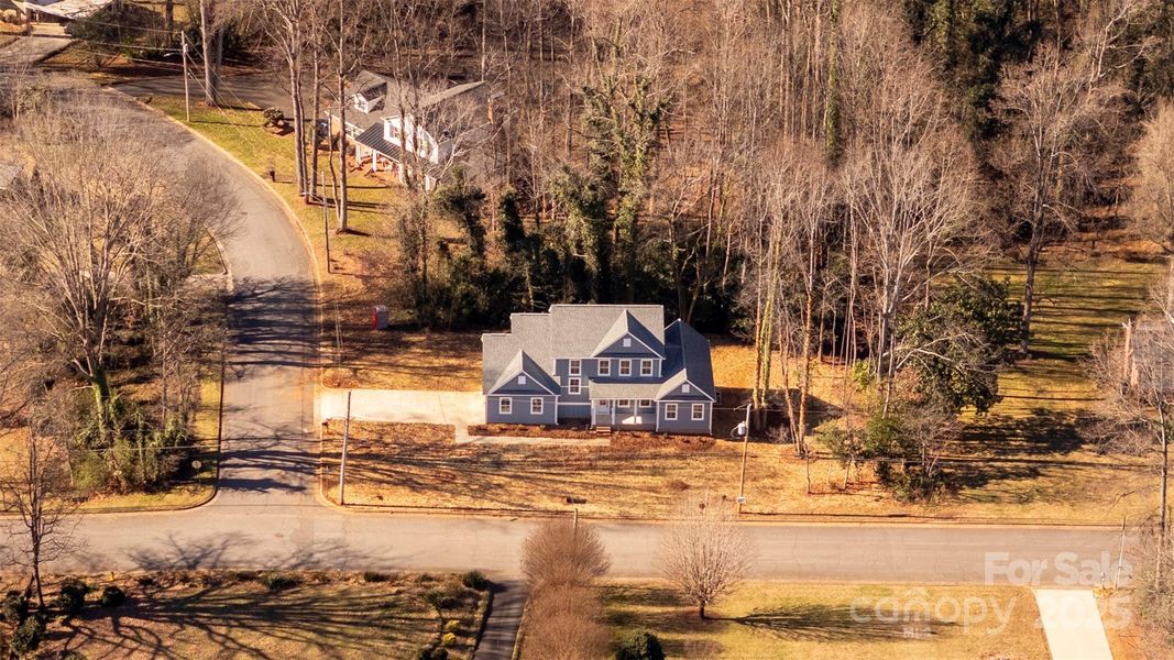 Quiet Established Neighborhood Quiet Established Neighborhood