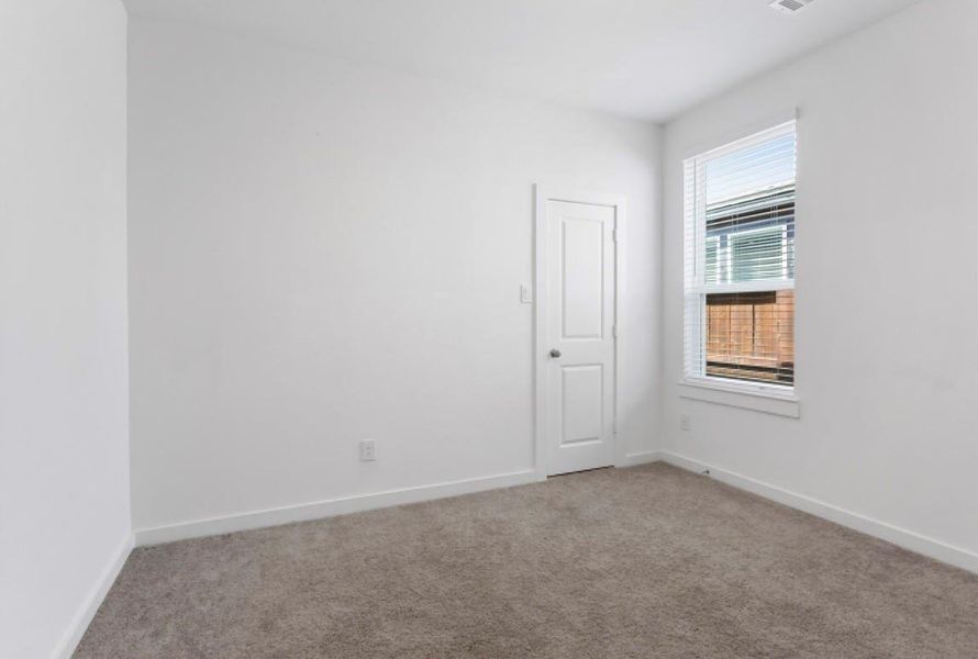 Bright and comfortable bedroom 3 with easy access to bathroom. Bright and comfortable bedroom 3 with easy access to bathroom.