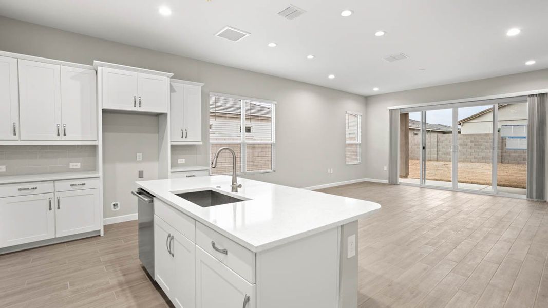 Representative furnished interior of a home built from the Palo Verde by D.R. Horton in Apache Farms, Buckeye (Image 7). Representative furnished interior of a home built from the Palo Verde by D.R. Horton in Apache Farms, Buckeye (Image 7).