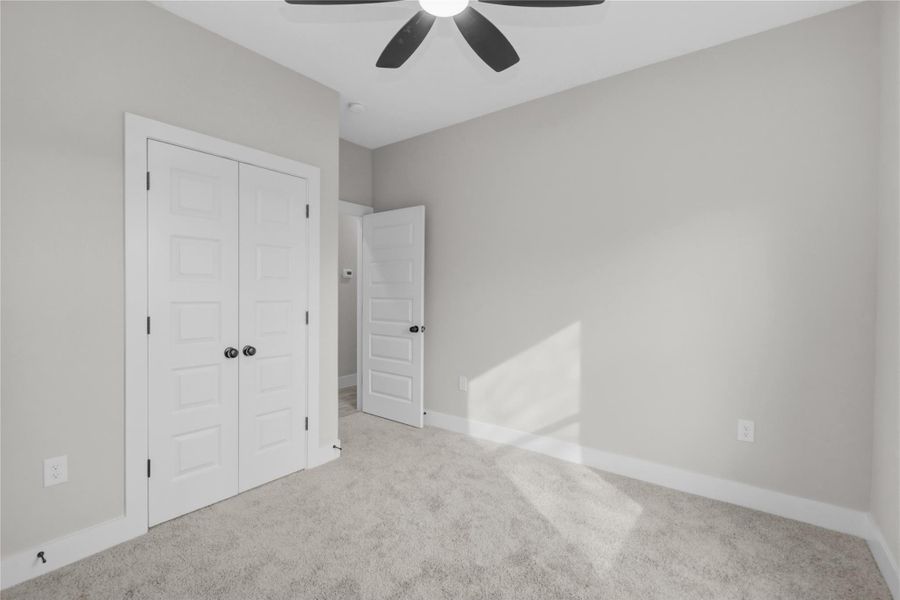 Spacious, unfurnished interior of a new home in , Freeport (Image 23).
