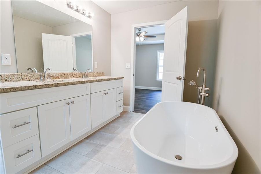 Furnished interior view inside a new home in , Dahlonega (Image 11).