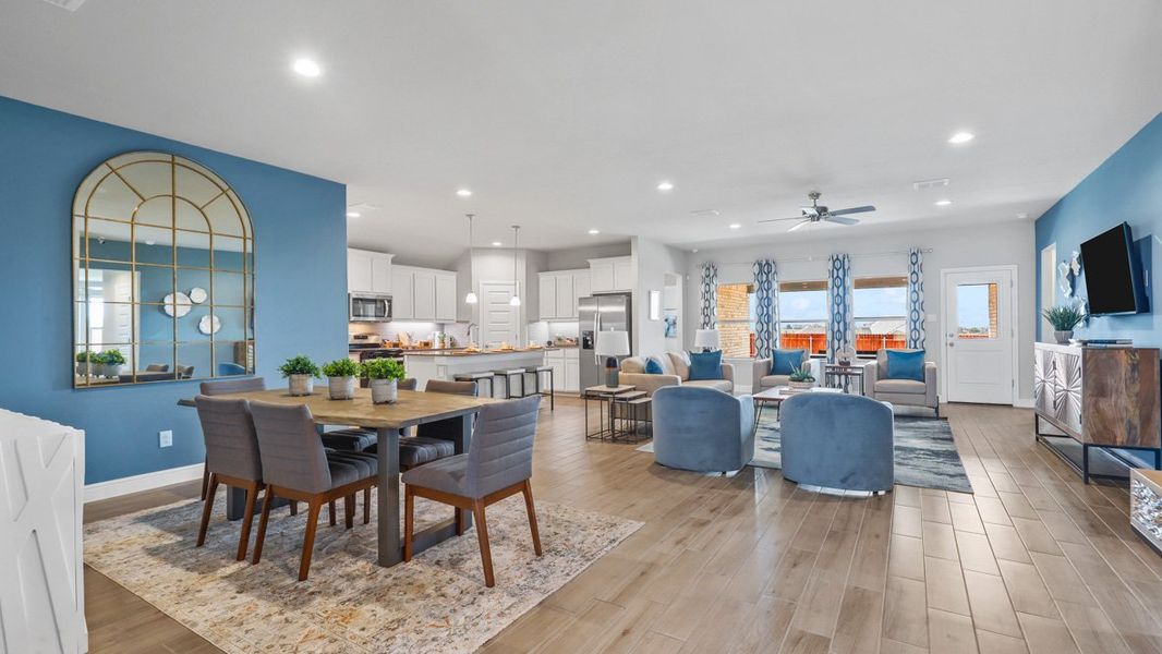 Furnished interior view inside a new home in Sandstone Estates, Granbury (Image 10). Furnished interior view inside a new home in Sandstone Estates, Granbury (Image 10).