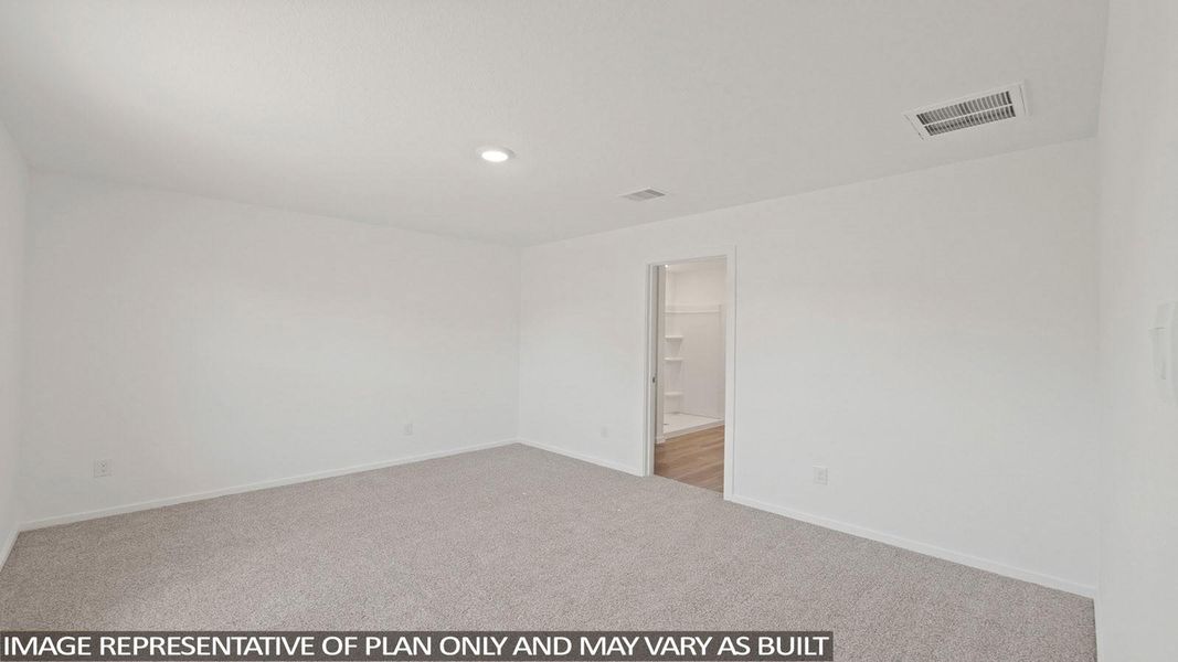 Spacious, unfurnished interior of a new home in Lexington Heights, Willis (Image 14).