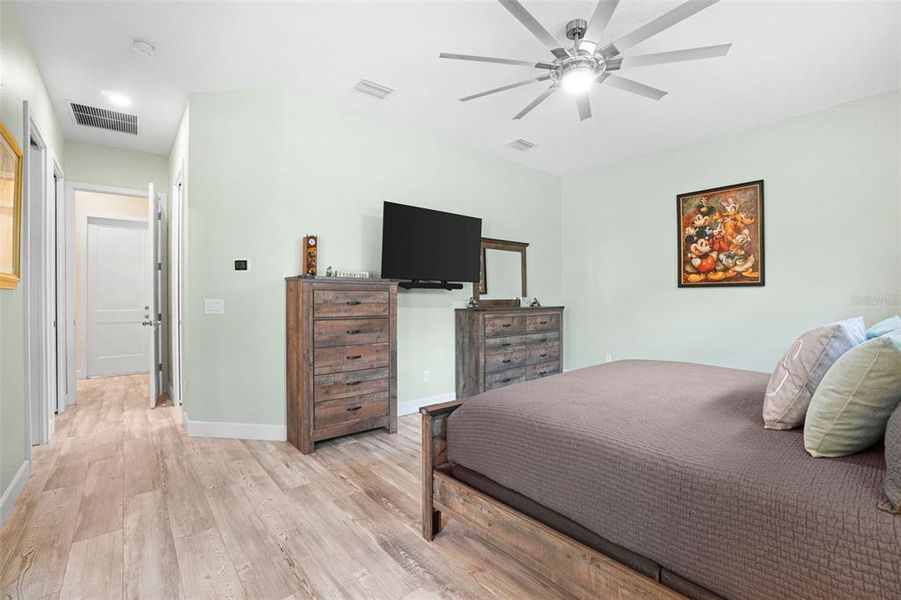 Furnished interior view inside a new home in , Mims (Image 16).