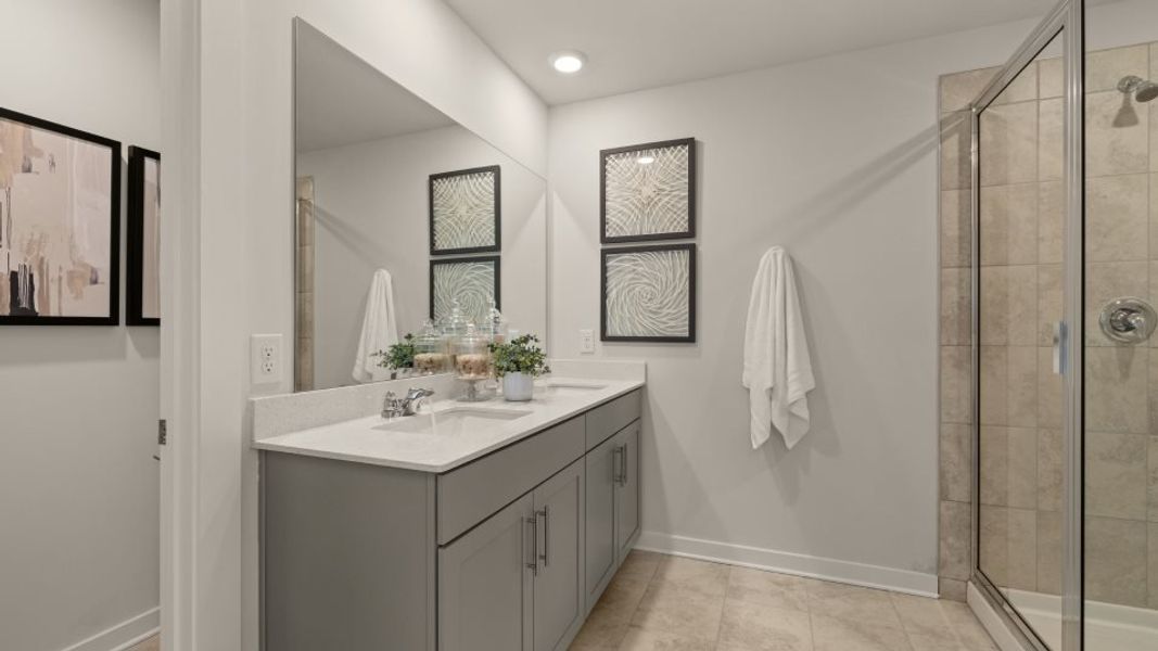 Hamilton Owner's Suite