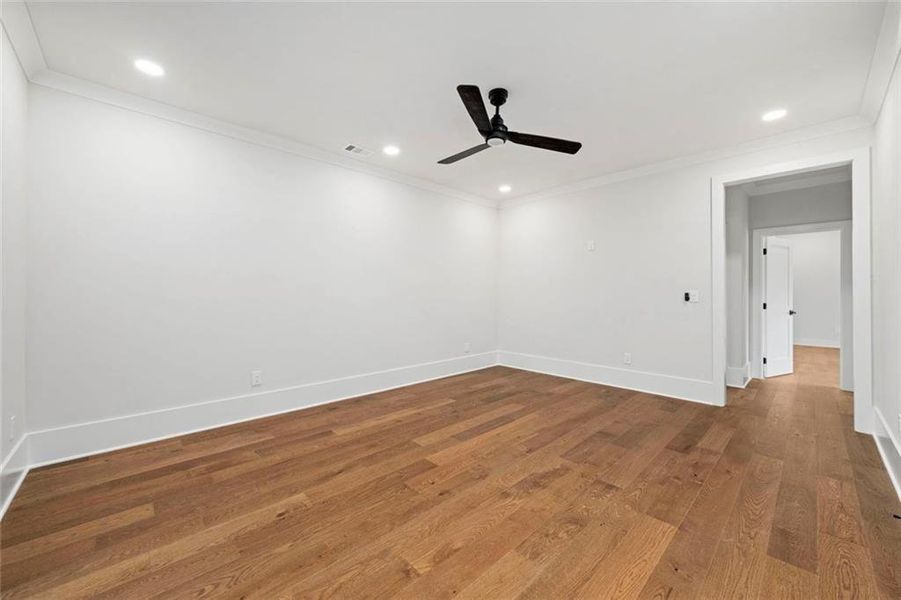 Spacious, unfurnished interior of a new home in , Atlanta (Image 48). Spacious, unfurnished interior of a new home in , Atlanta (Image 48).