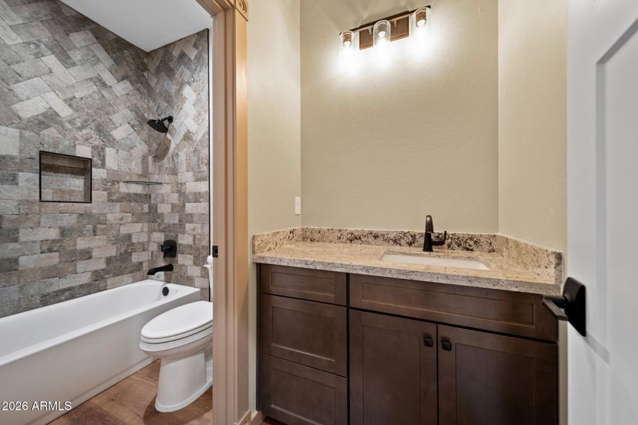 twinflamerealestatemedia-32_(2000)