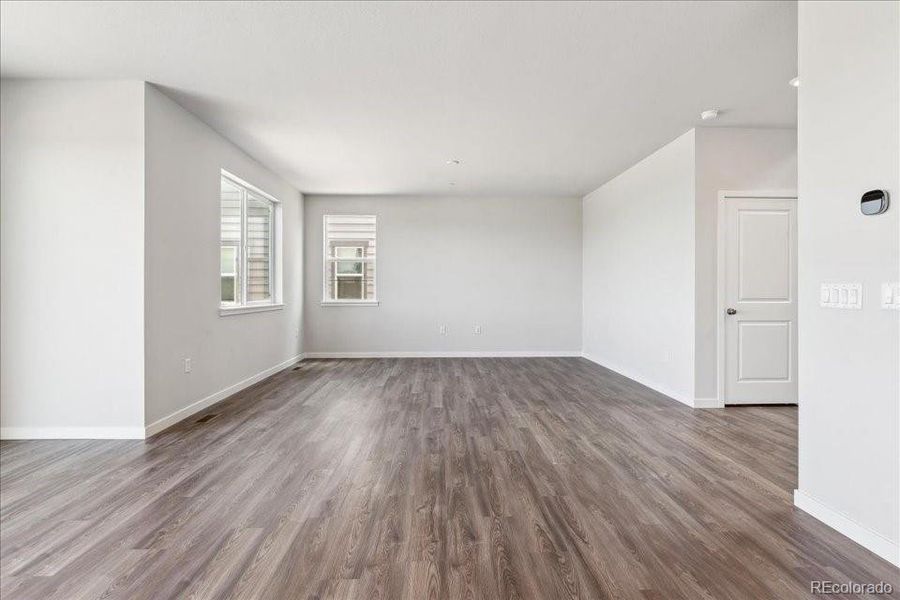 Spacious, unfurnished interior of a new home in Floret Collection at Parkdale Commons, Lafayette (Image 19).