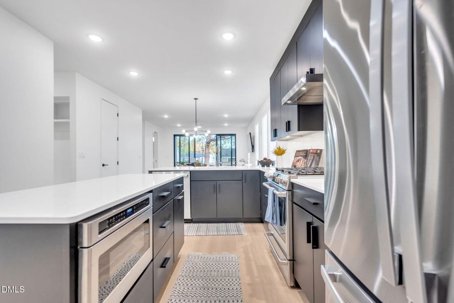 1-web-or-mls-DSC04959 1-web-or-mls-DSC04959