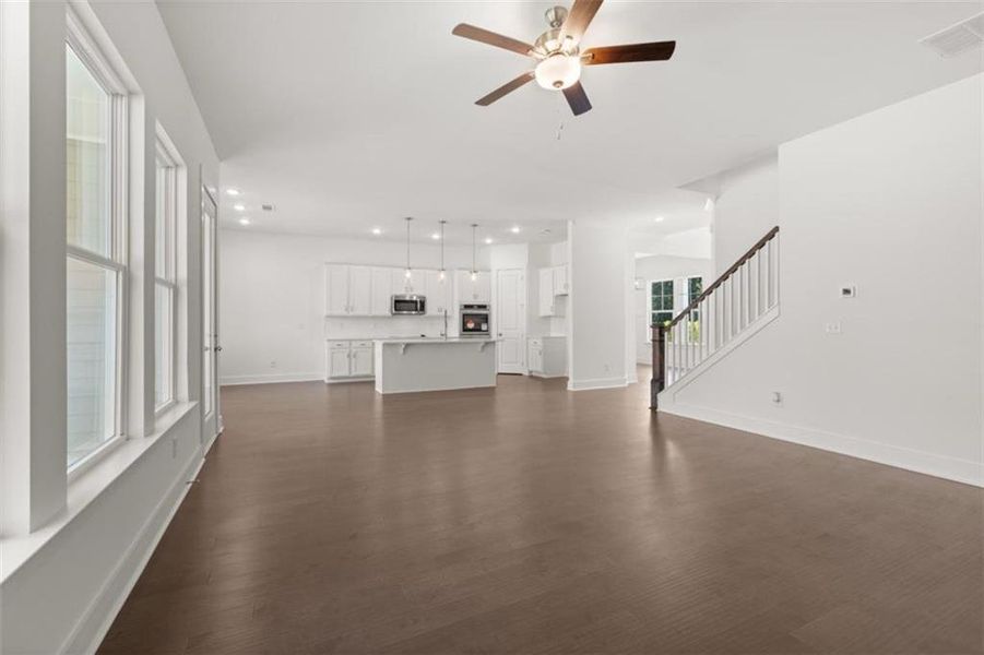 Spacious, unfurnished interior of a new home in Traditions of Braselton, Jefferson (Image 40). Spacious, unfurnished interior of a new home in Traditions of Braselton, Jefferson (Image 40).