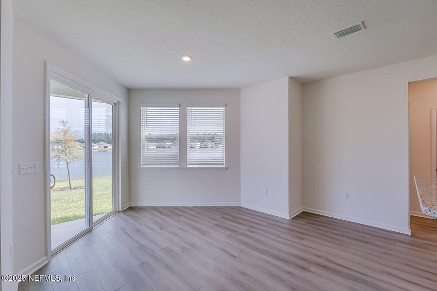 Spacious, unfurnished interior of a new home in Copper Ridge, Jacksonville (Image 29).