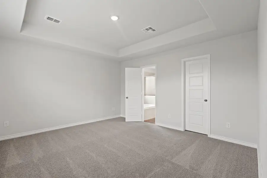 Spacious, unfurnished interior of a new home in Burgess Meadows, Cleburne (Image 8). Spacious, unfurnished interior of a new home in Burgess Meadows, Cleburne (Image 8).