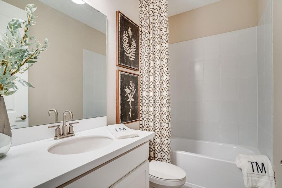 Furnished interior view inside a new home in Ardisia Park, New Smyrna Beach (Image 29).