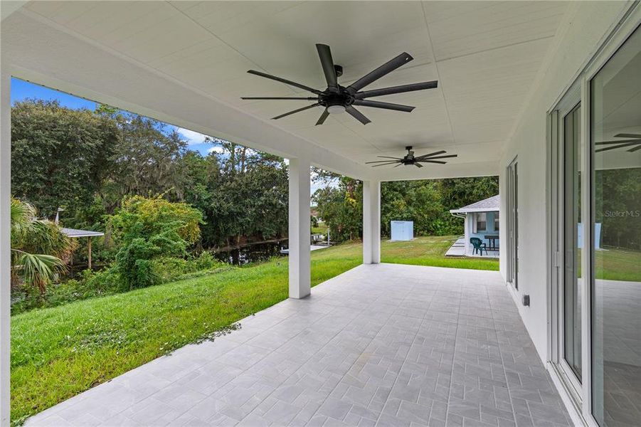 Exterior details and patio area of a home in , Lake Placid (Image 14).