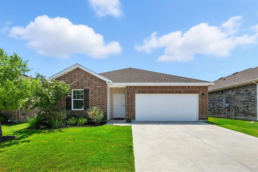 Front exterior of a new home in , Fort Worth, TX, highlighting curb appeal (Image 1). Front exterior of a new home in , Fort Worth, TX, highlighting curb appeal (Image 1).