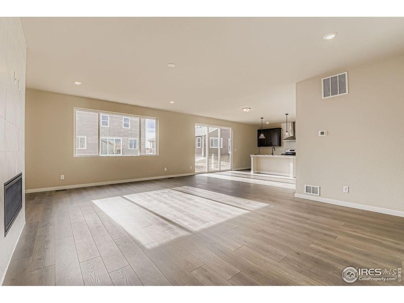 Spacious, unfurnished interior of a new home in Hidden Creek, Frederick (Image 22).